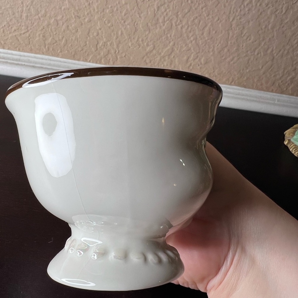 1990's Vintage Baileys Character Cup, Winking Lady, Footed Base - Picture 5 of 8